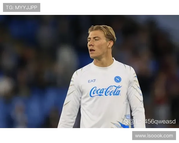 德里赫特展现出色对抗能力，球队在关键战役中逆转局势值得关注