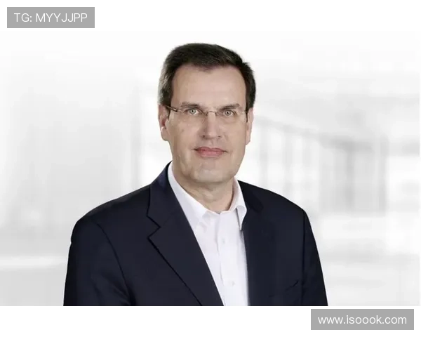 佩德里达成国家队出场里程碑 本赛季表现稳健持续提升