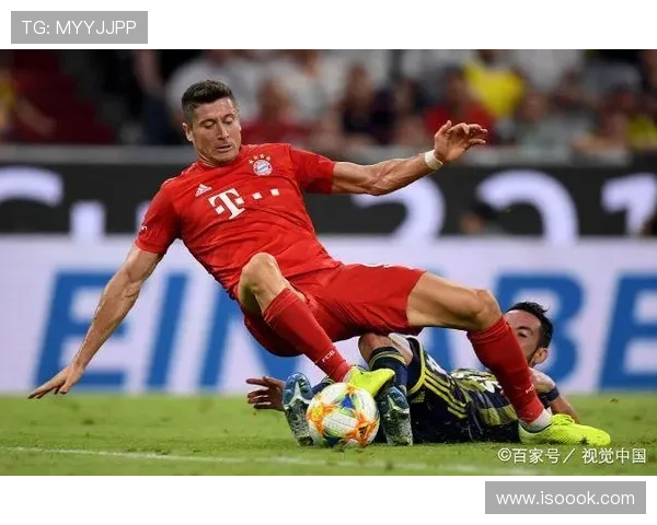 多特蒙德管理层的转会策略存在巨大争议，这已经严重影响到球队的稳定性。